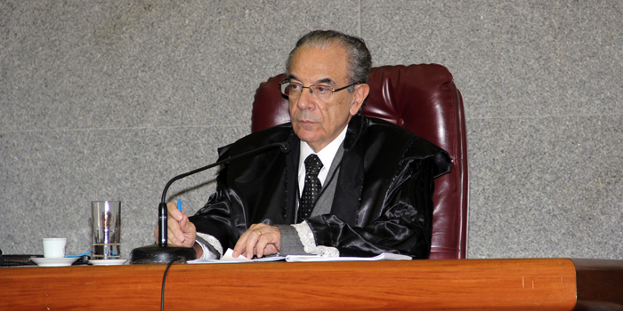 O Conselheiro Sebastião Helvecio foi o relator de um dos processos